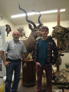 harry pelton taxidermist grass valley